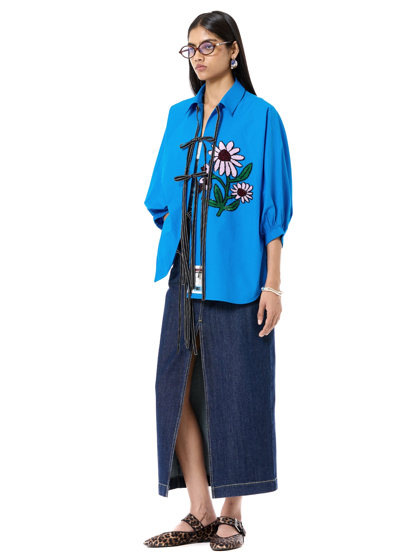 Embroidered Wing Tie-up Shirt