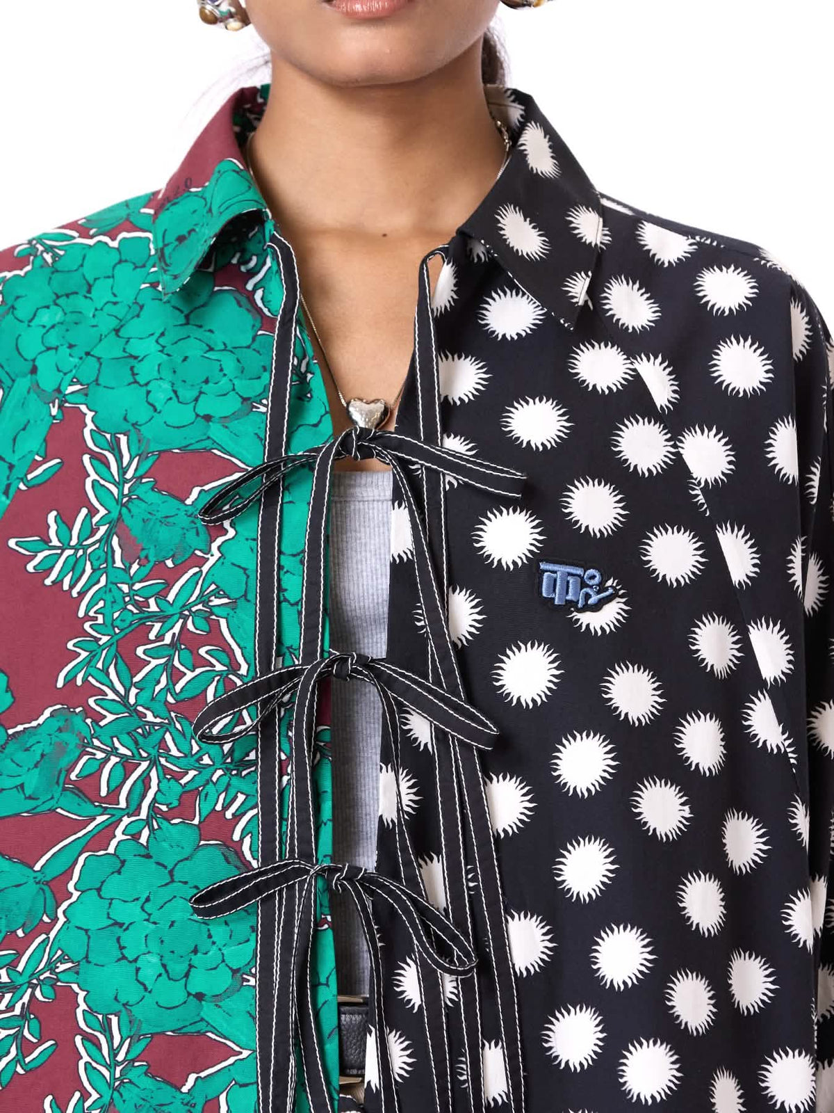 Wing Split Tie-up Shirt