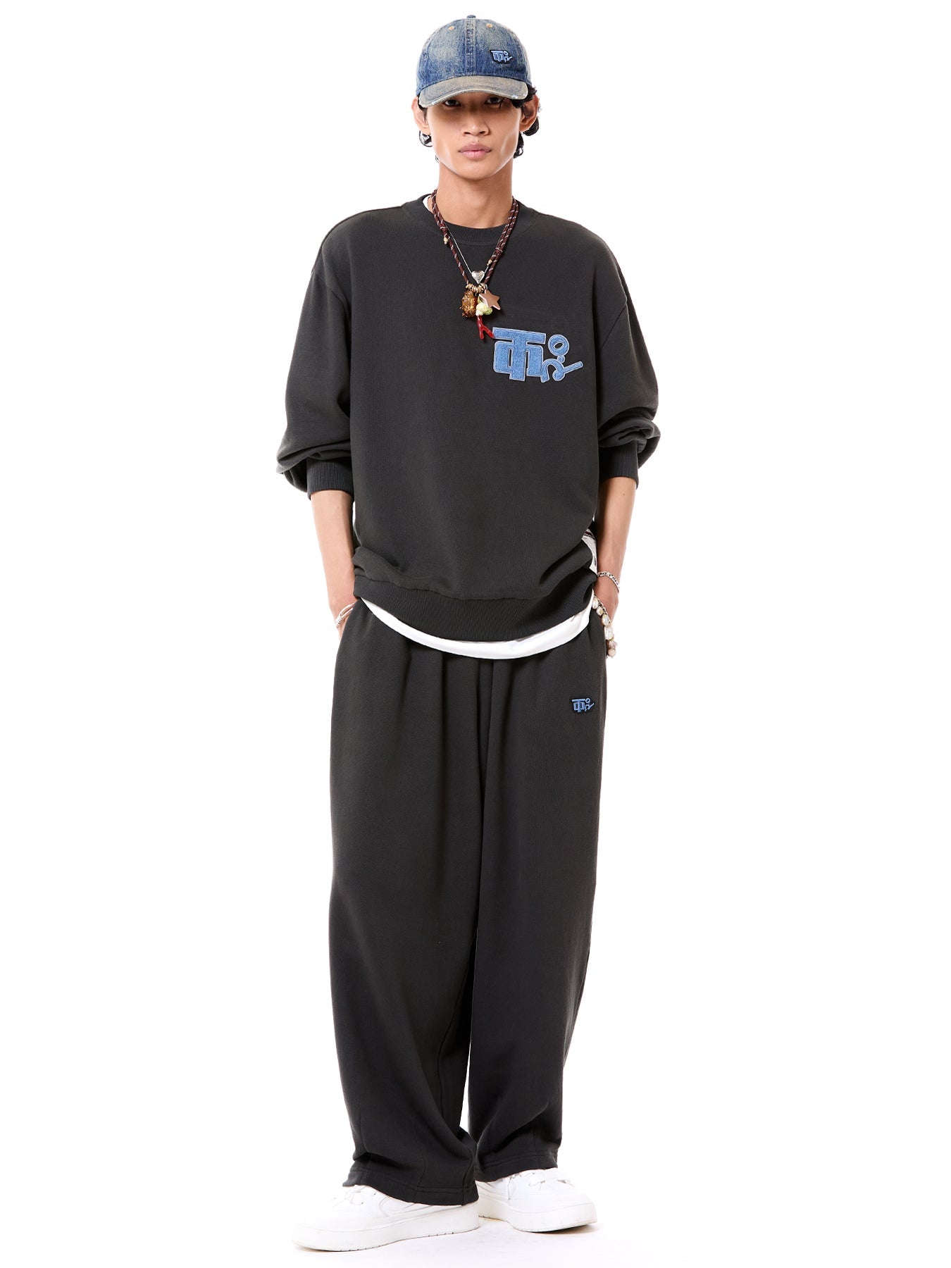 Field Logo Jumper